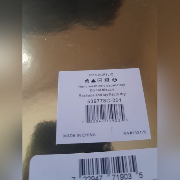 Michael Kors Black Cable Knit Scaft and Hat Set NWT - Picture 7 of 7